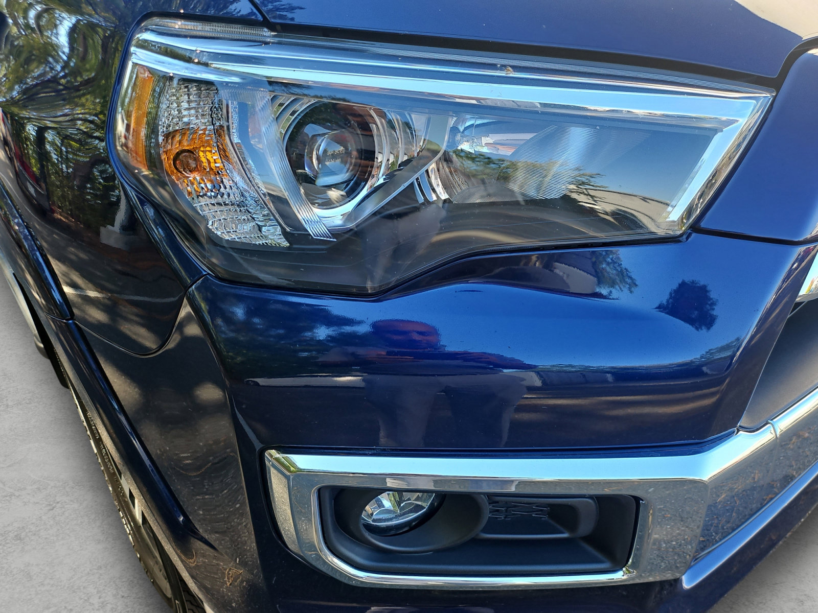 Used 2024 Toyota 4Runner Limited AWD/4WD image 39