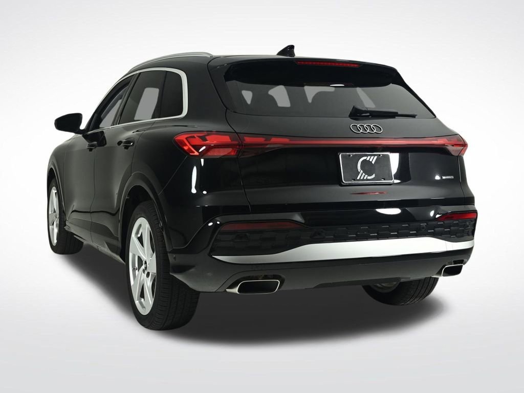 New 2025 Audi Q5 Prestige image 3