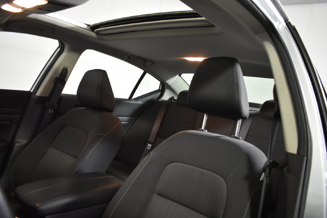 Certified 2025 Nissan Altima 2.5 SV w/ SV Premium Package AWD/4WD image 10
