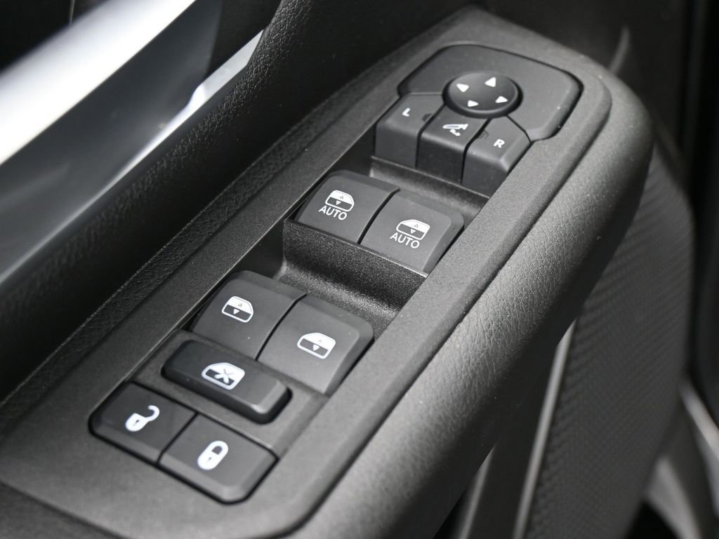 Used 2025 RAM 1500 Big Horn image 14