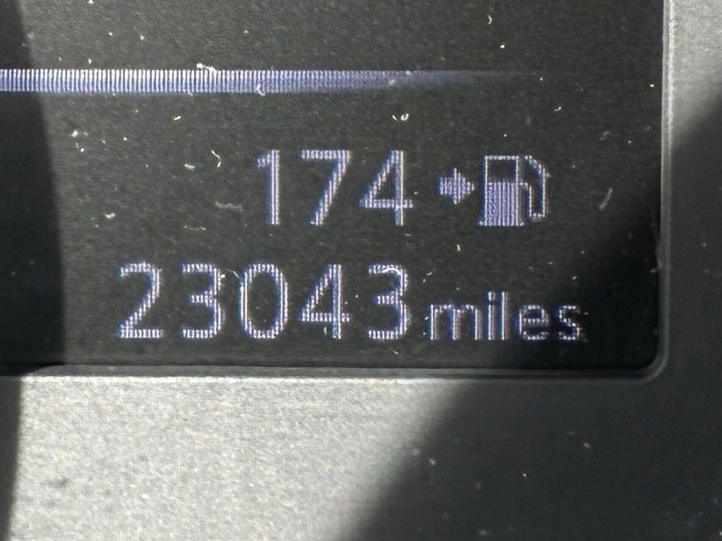 Used 2018 Nissan Rogue Sport SV w/ SV Technology Package image 23