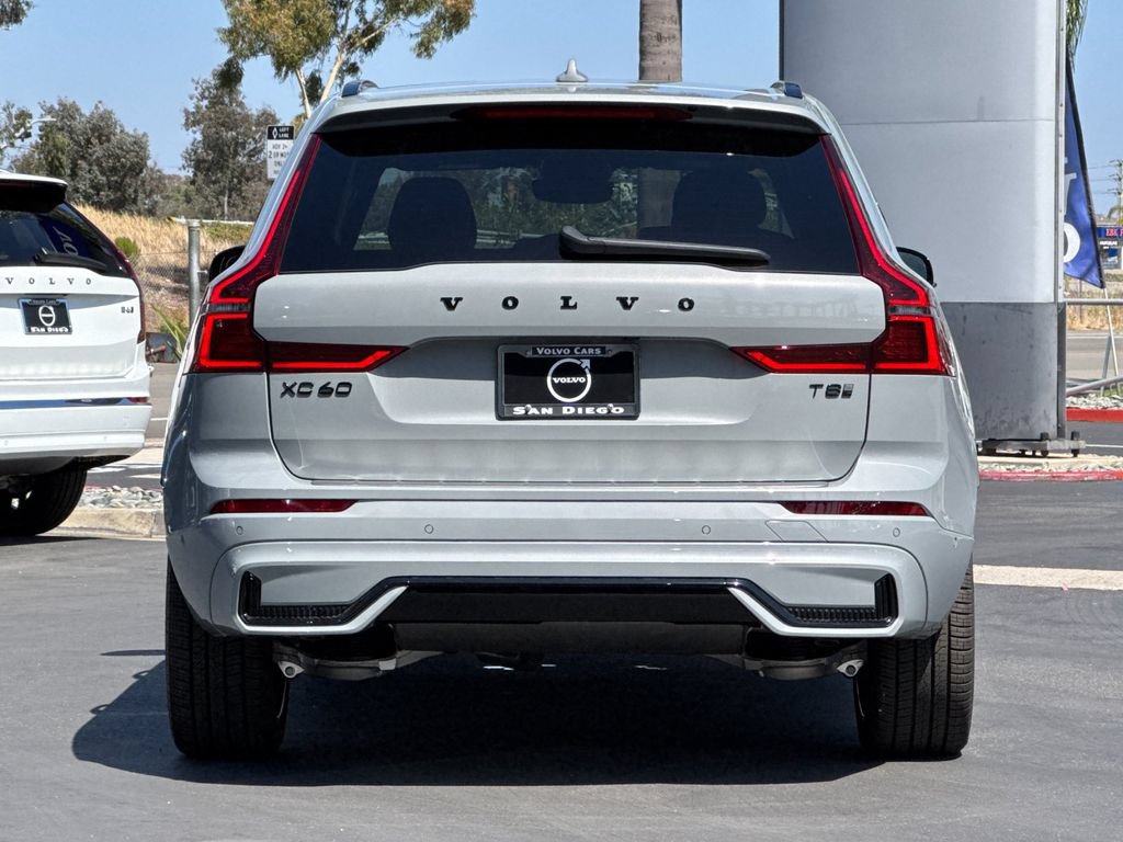 New 2026 Volvo XC60 T8 Ultra w/ Climate Package AWD/4WD image 4