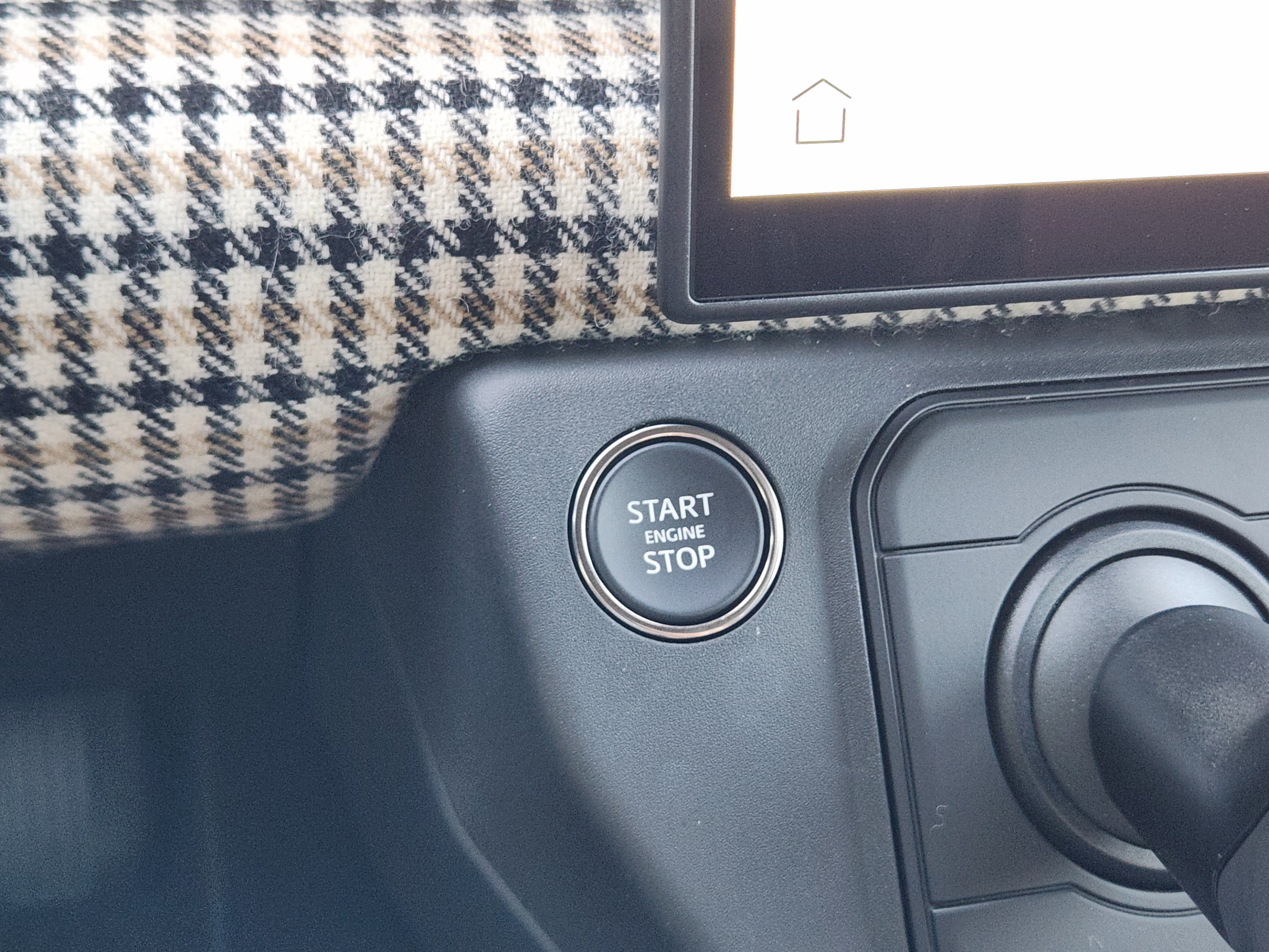New 2026 Land Rover Defender 110 X-Dynamic SE AWD/4WD image 15