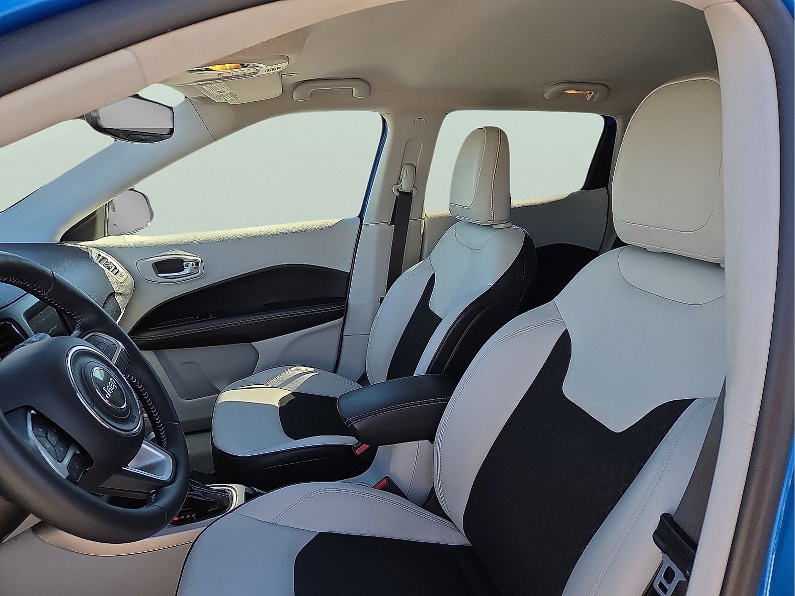 Used 2018 Jeep Compass Latitude w/ Popular Equipment Group image 13