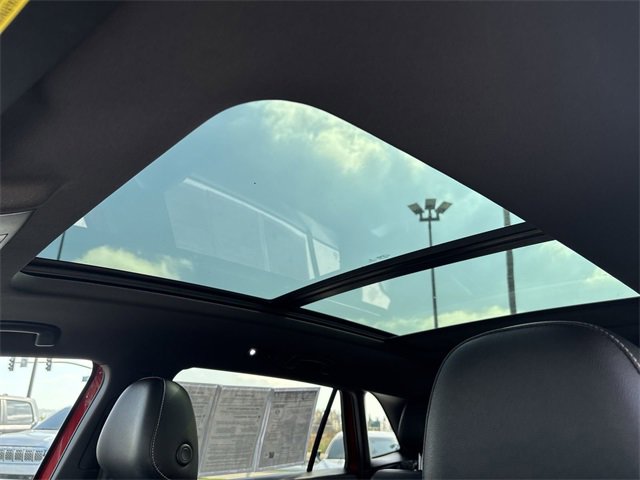 Used 2020 Volkswagen Atlas Cross Sport SE w/ Panoramic Sunroof Package image 21