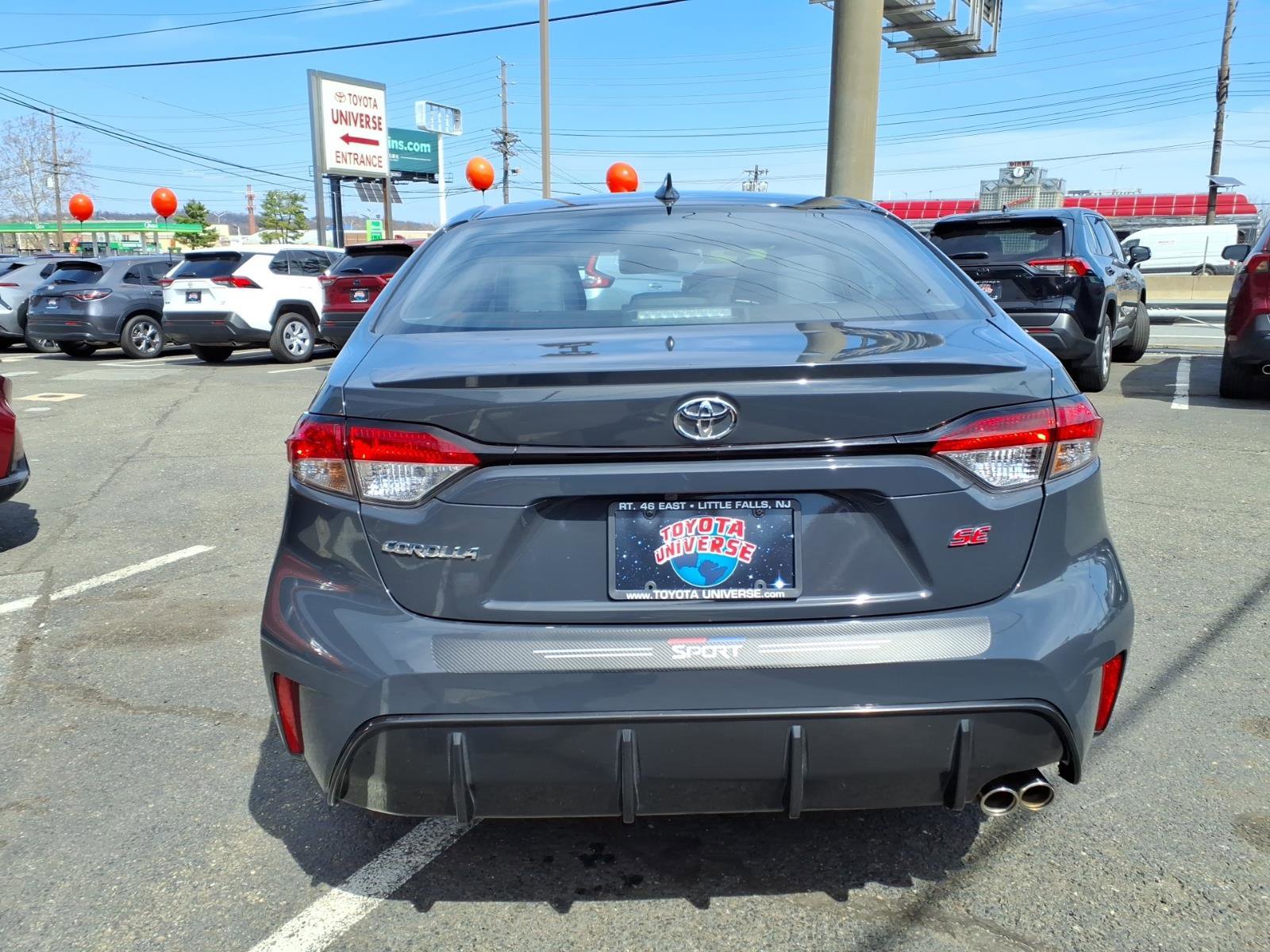 Certified 2025 Toyota Corolla SE w/ SE Premium Package image 5