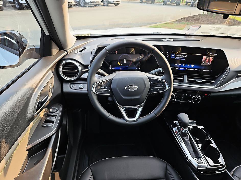New 2026 Chevrolet Trax ACTIV FWD image 12