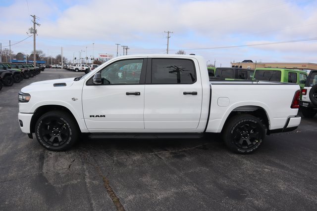 New 2026 RAM 1500 4x4 Crew Cab image 19