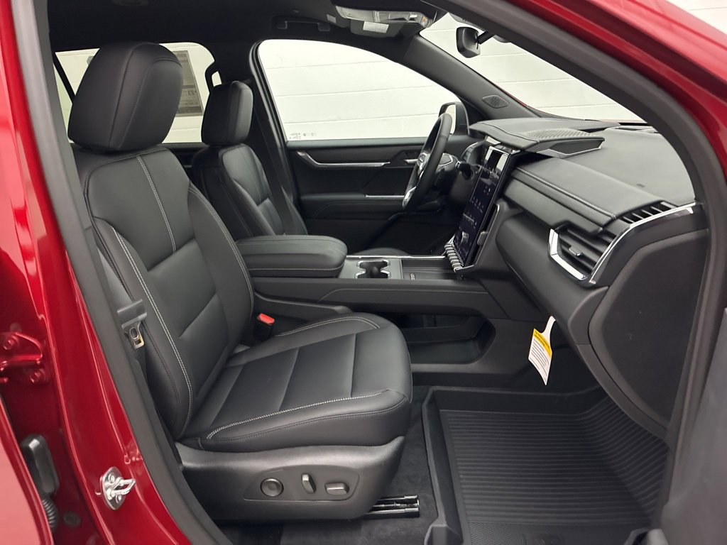 New 2025 GMC Acadia Elevation w/ Elevation Premium Package image 61