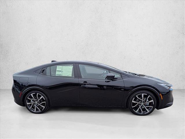 New 2026 Toyota Prius Plug-In Hybrid FWD image 4