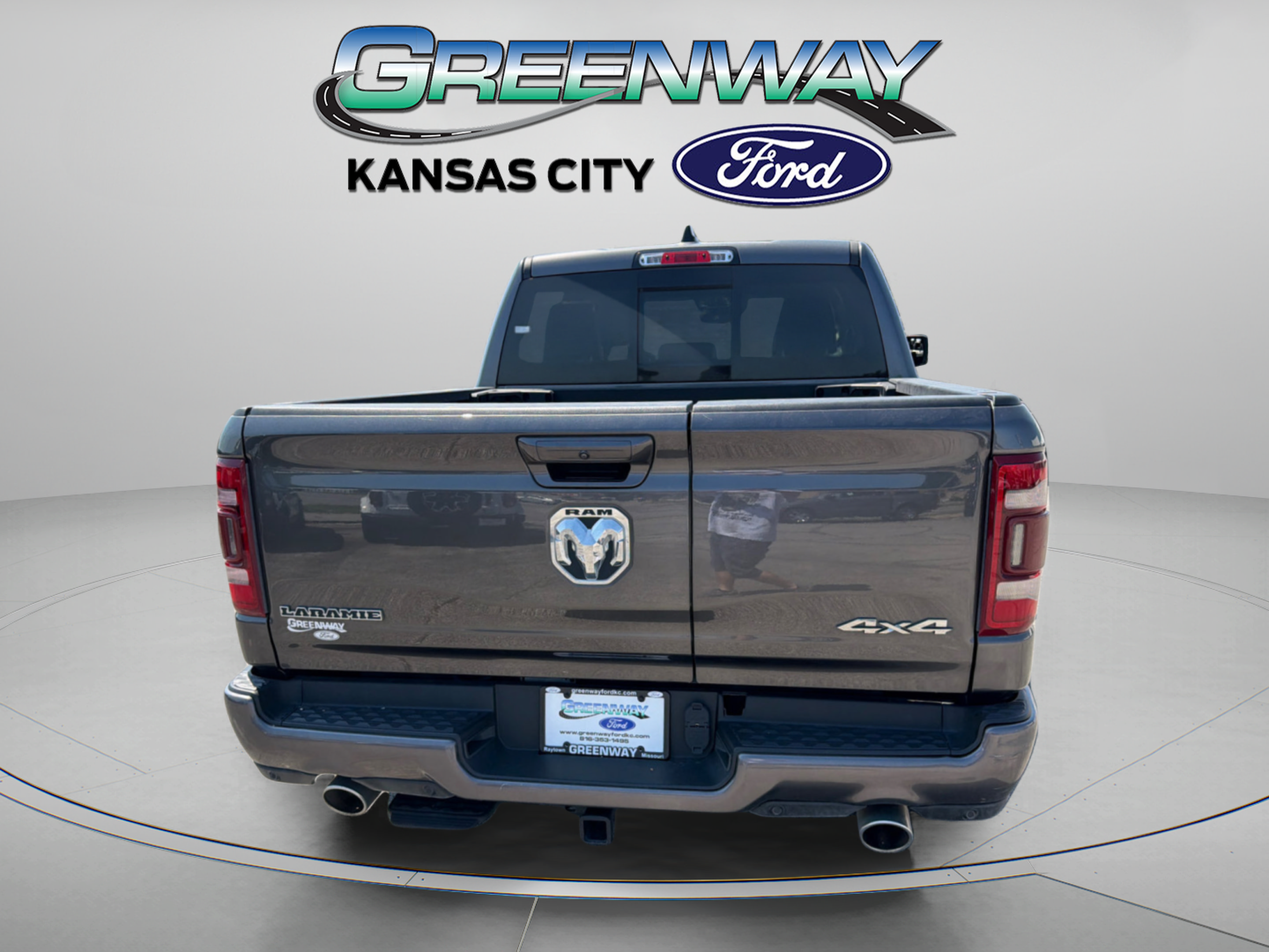 Used 2022 RAM 1500 Laramie w/ Sport Appearance Package AWD/4WD image 7