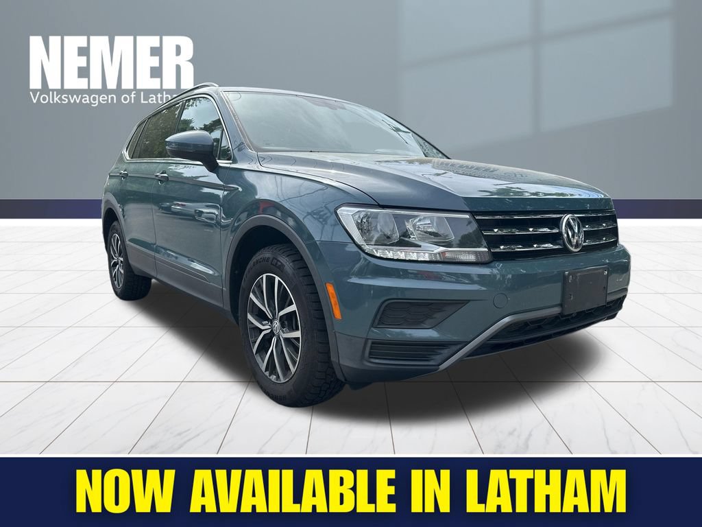 Used 2019 Volkswagen Tiguan SE w/ Panoramic Sunroof Package FWD image 6