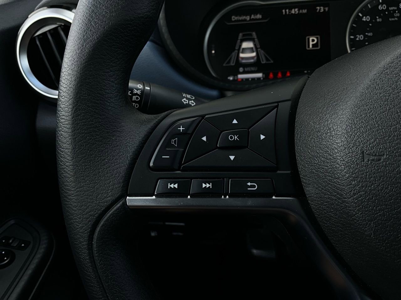 Used 2025 Nissan Versa SV image 29