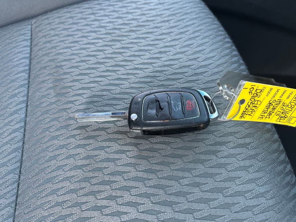 Used 2013 Hyundai Santa Fe Sport image 25