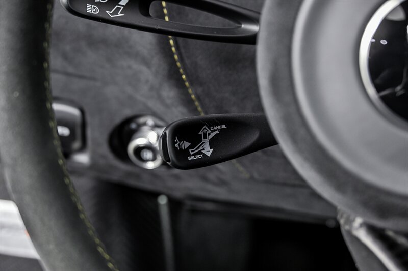 Used 2022 McLaren 765LT RWD image 39