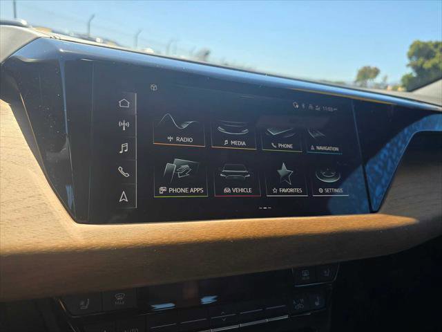 Used 2023 Audi e-tron GT Premium Plus AWD/4WD image 30