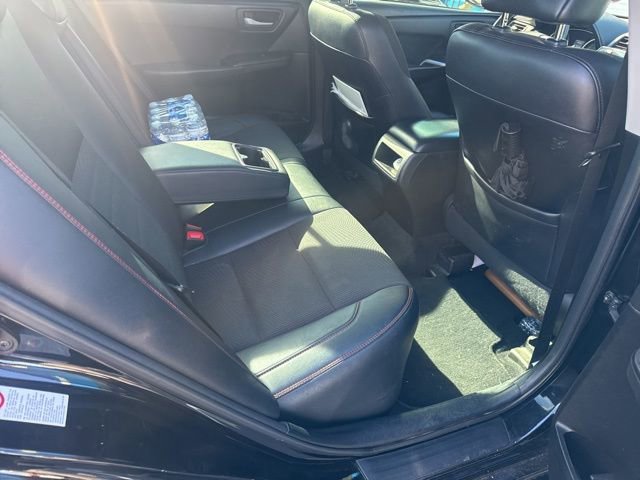 Used 2017 Toyota Camry SE image 11
