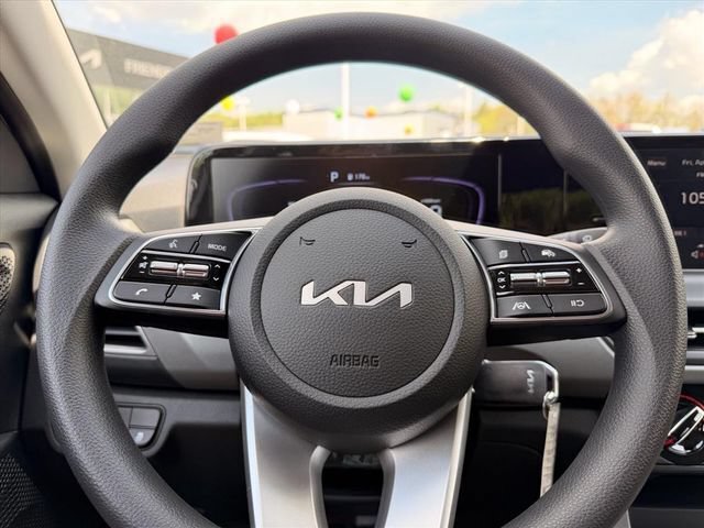 New 2026 Kia Seltos LX FWD image 17