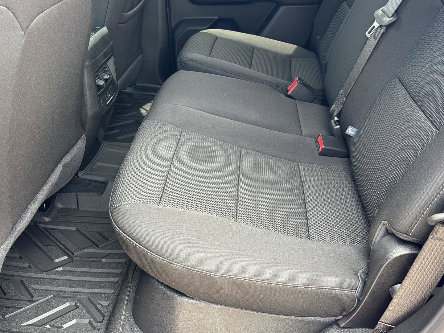 New 2025 GMC Canyon Elevation w/ Convenience Package image 18