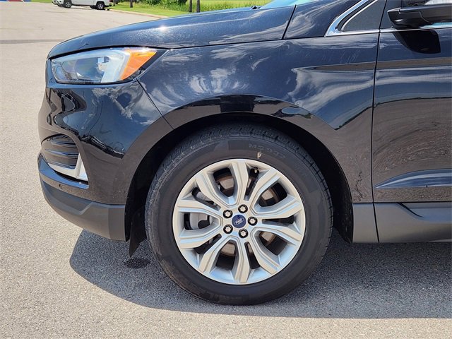 Used 2022 Ford Edge Titanium image 8