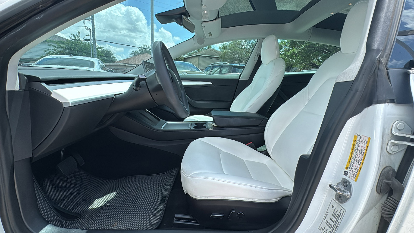Used 2022 Tesla Model 3 Long Range image 9