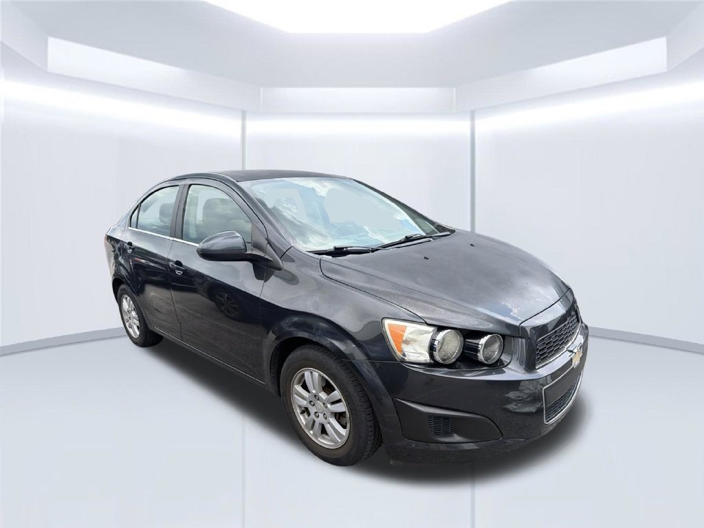 Used 2015 Chevrolet Sonic LT FWD image 7