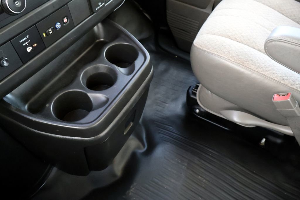 Used 2021 Chevrolet Express 3500 w/ Power Convenience Package image 23