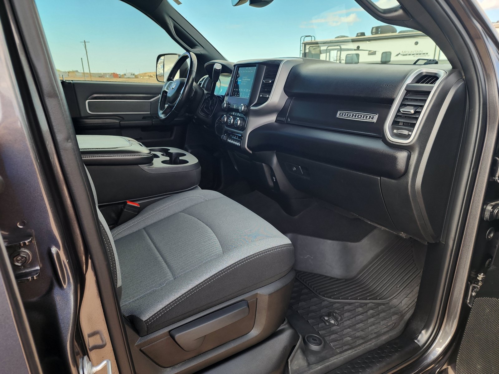 Used 2021 RAM 3500 Big Horn w/ Level B Equipment Group AWD/4WD image 15