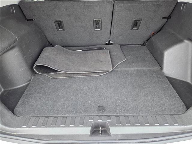 Used 2024 GMC Terrain SLT image 6