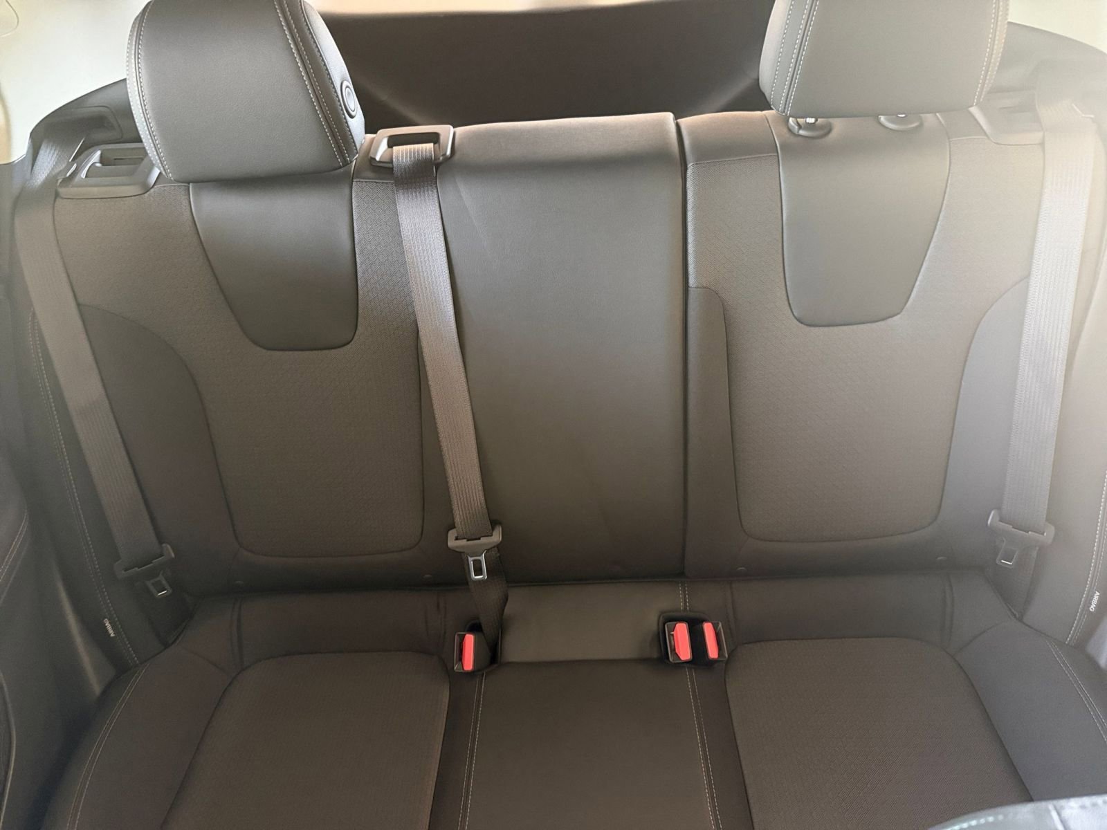 Used 2025 Buick Encore GX Preferred FWD image 37
