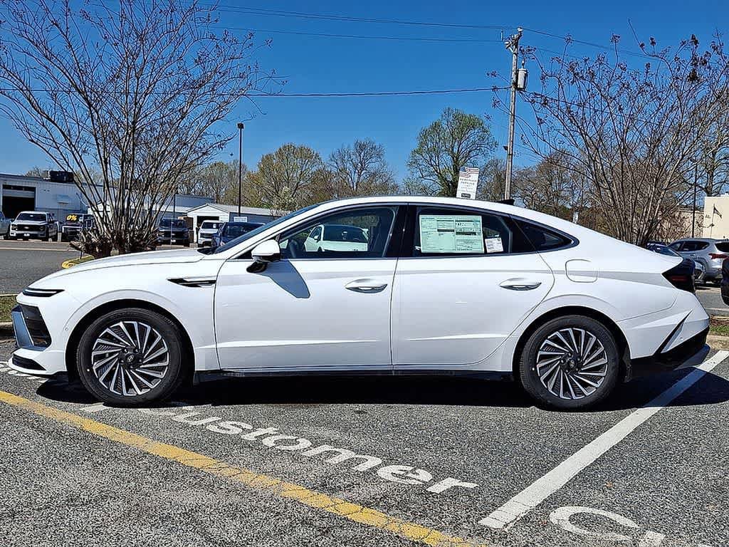 New 2026 Hyundai Sonata Limited FWD image 7