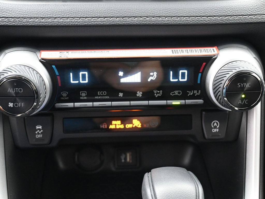 Certified 2025 Toyota RAV4 XLE image 21