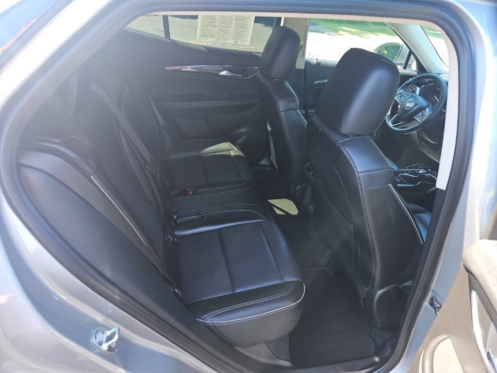 Used 2023 Buick Envision Essence AWD/4WD image 28