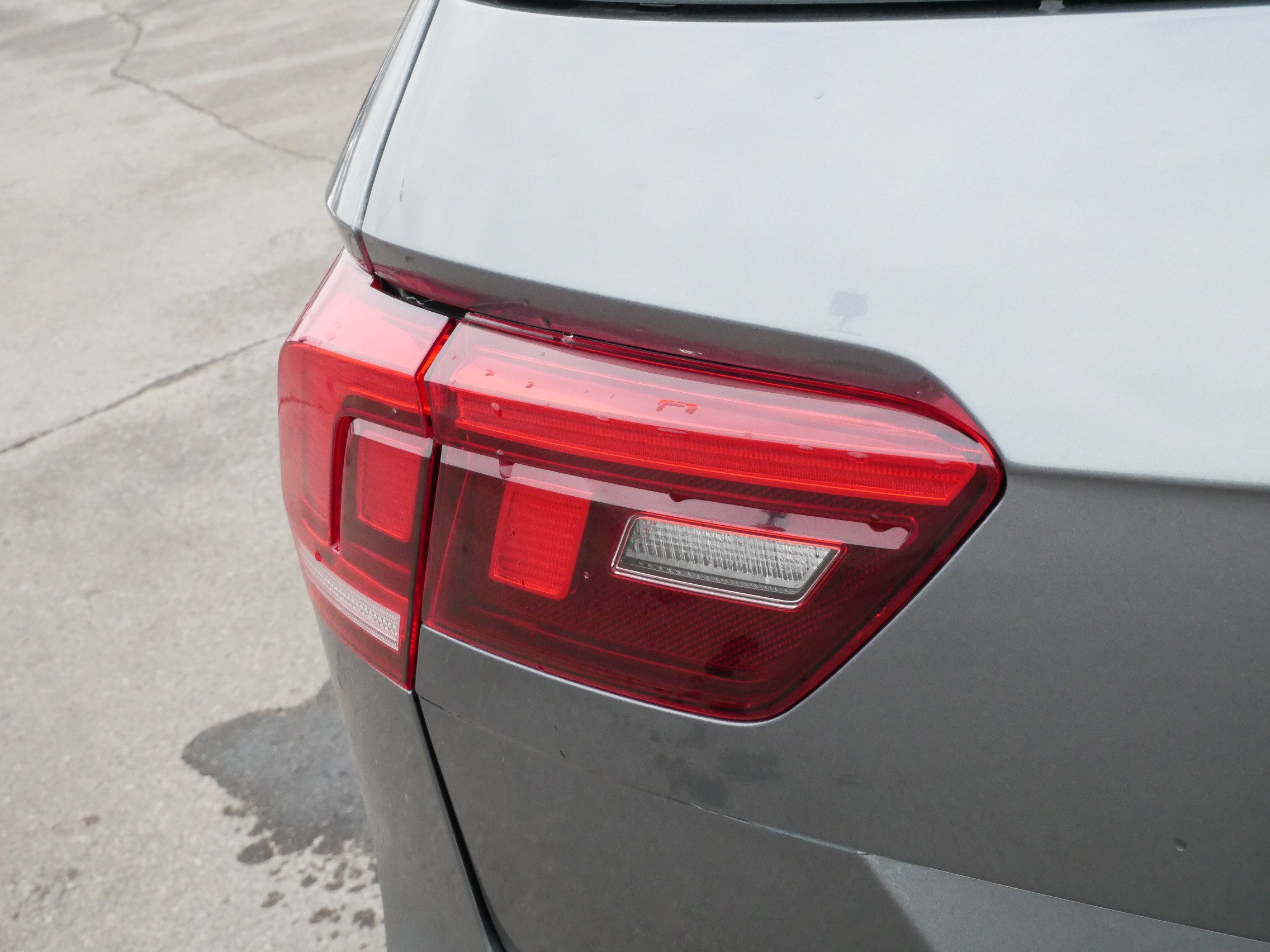 Certified 2022 Volkswagen Tiguan S image 17