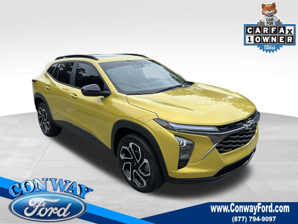 Used 2025 Chevrolet Trax RS w/ Sunroof Package