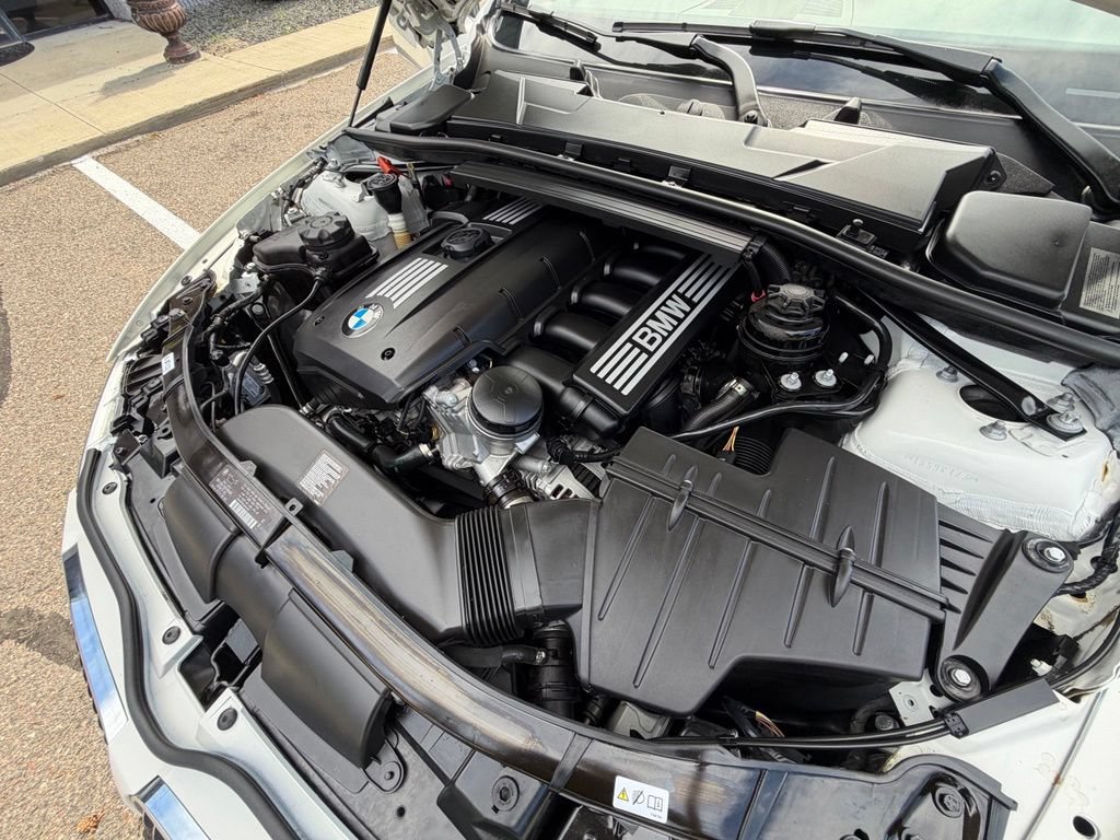Used 2012 BMW 328i Convertible RWD image 66