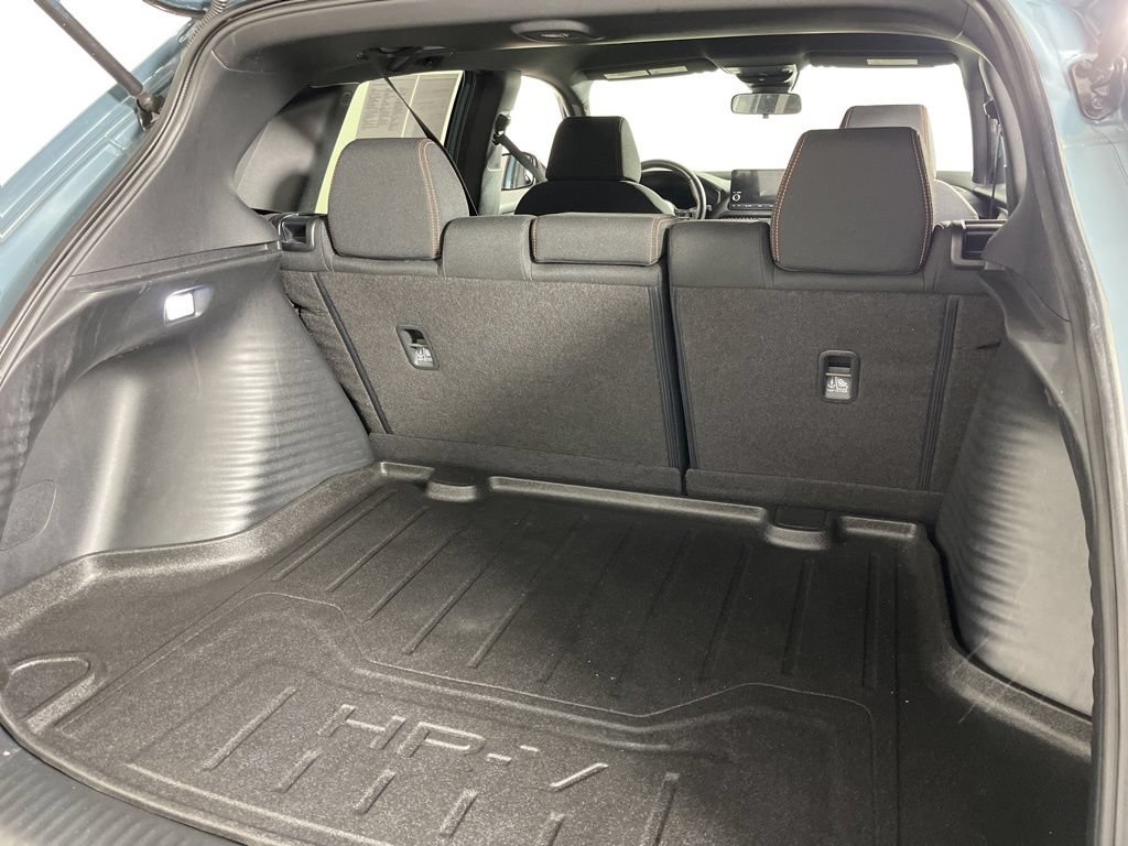 Certified 2024 Honda HR-V Sport image 9