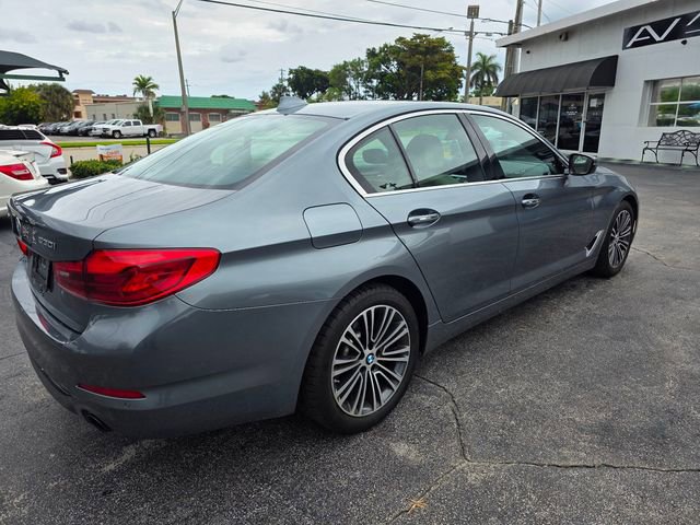 Used 2017 BMW 530i xDrive AWD/4WD image 8