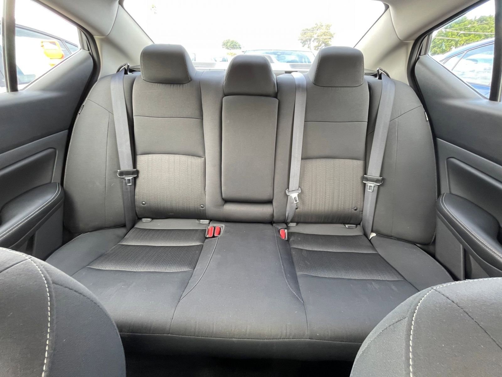 Used 2025 Nissan Altima 2.5 SV image 39