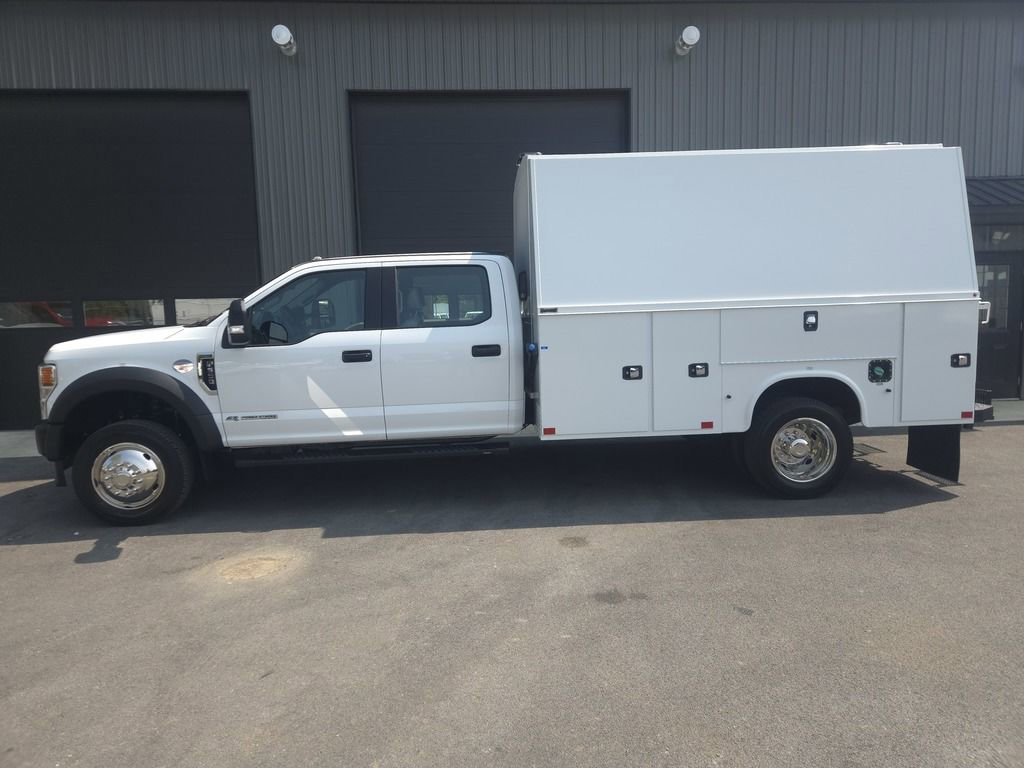 Used 2022 Ford F550 4x4 Crew Cab Super Duty w/ Power Equipment Group image 1