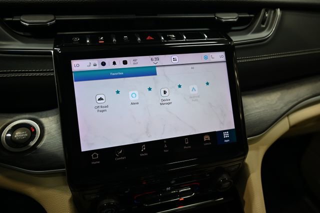 Used 2023 Jeep Grand Cherokee L Limited image 17