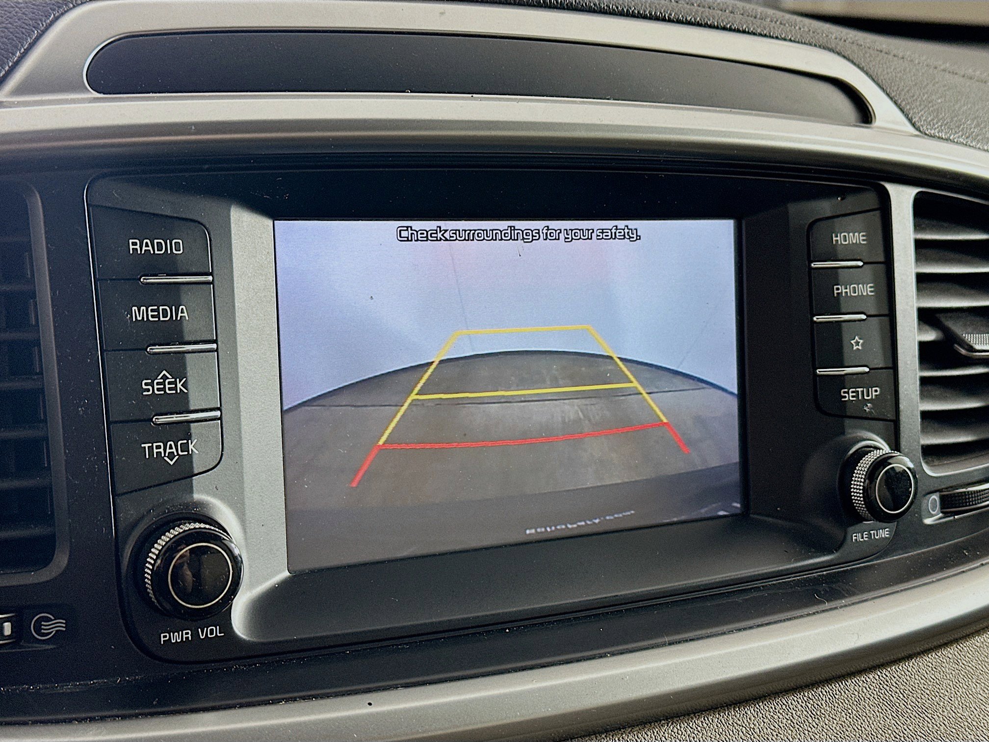 Used 2020 Kia Sorento LX w/ LX I4 Convenience Package FWD image 22