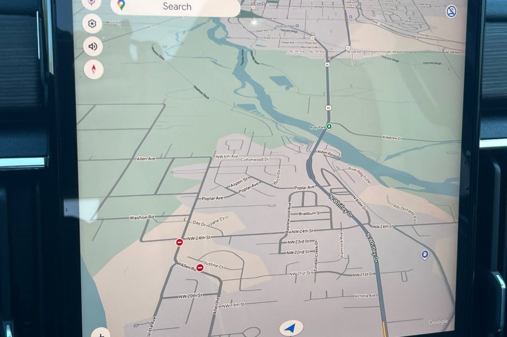 New 2026 GMC Acadia Denali w/ Super Cruise Package image 17