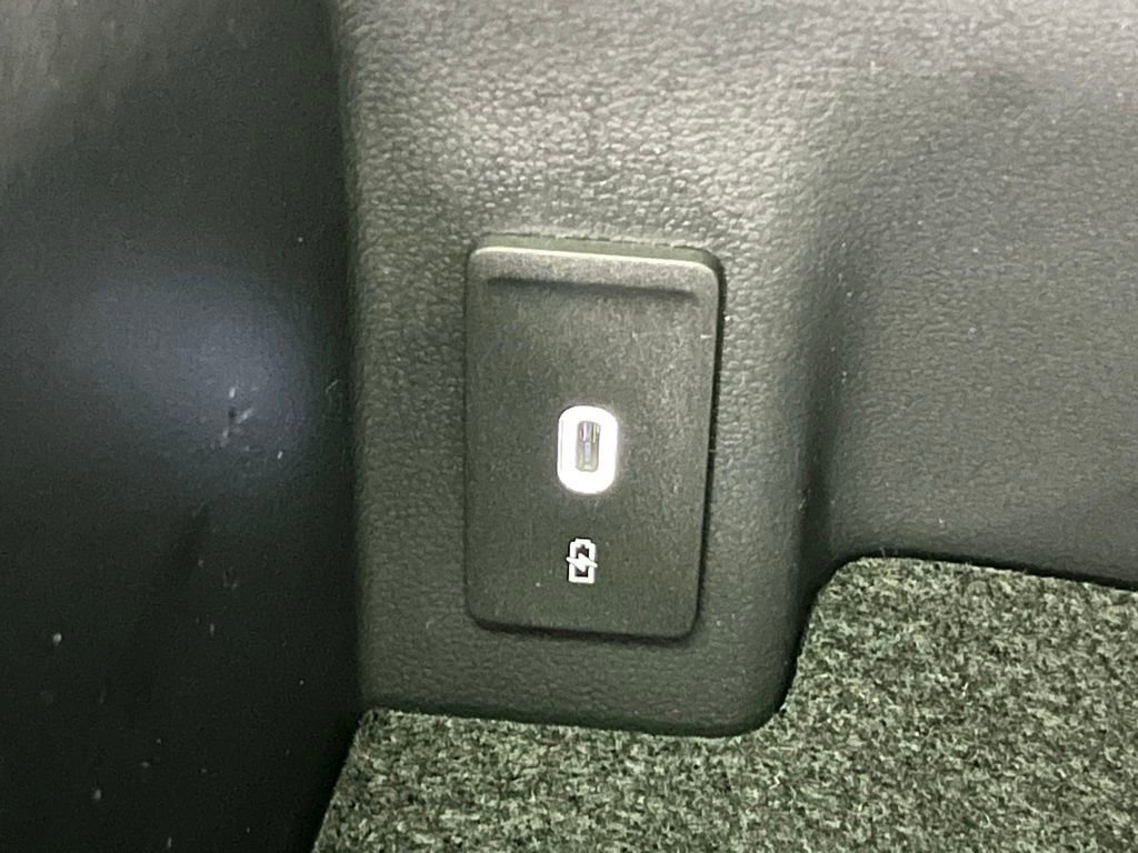 New 2026 Volkswagen Atlas SEL Premium R-Line image 15