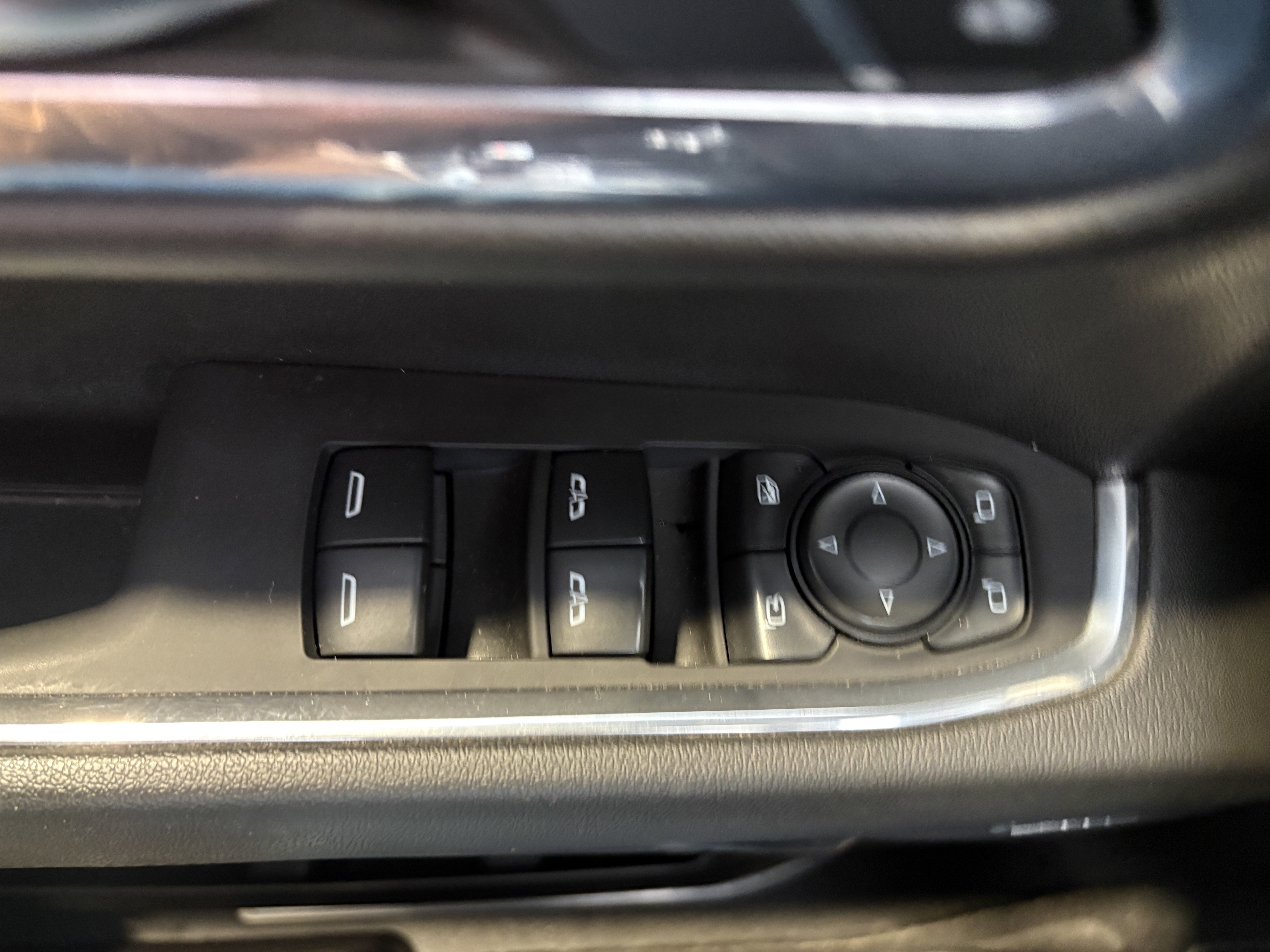 Used 2024 GMC Sierra 1500 SLT w/ SLT Premium Plus Package image 10