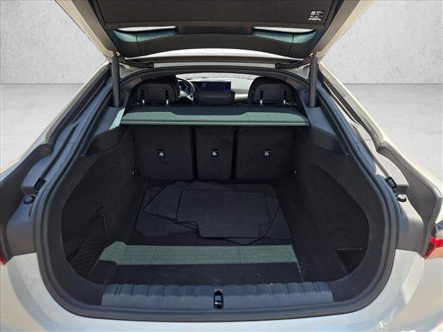 Used 2025 BMW 430i w/ Premium Package RWD image 6