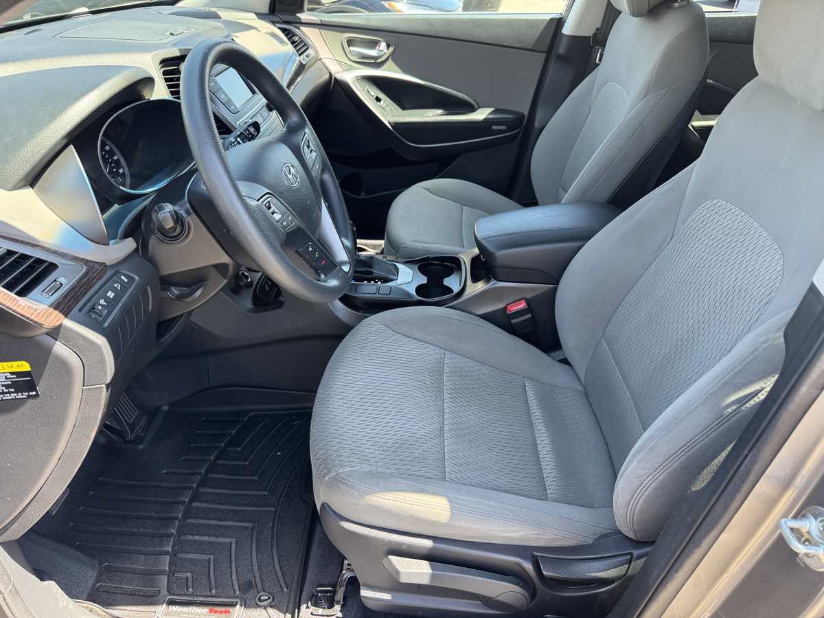 Used 2018 Hyundai Santa Fe Sport FWD image 25