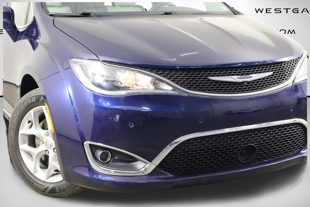 Used 2019 Chrysler Pacifica Touring-L Plus w/ Advanced Safetytec Group FWD image 45