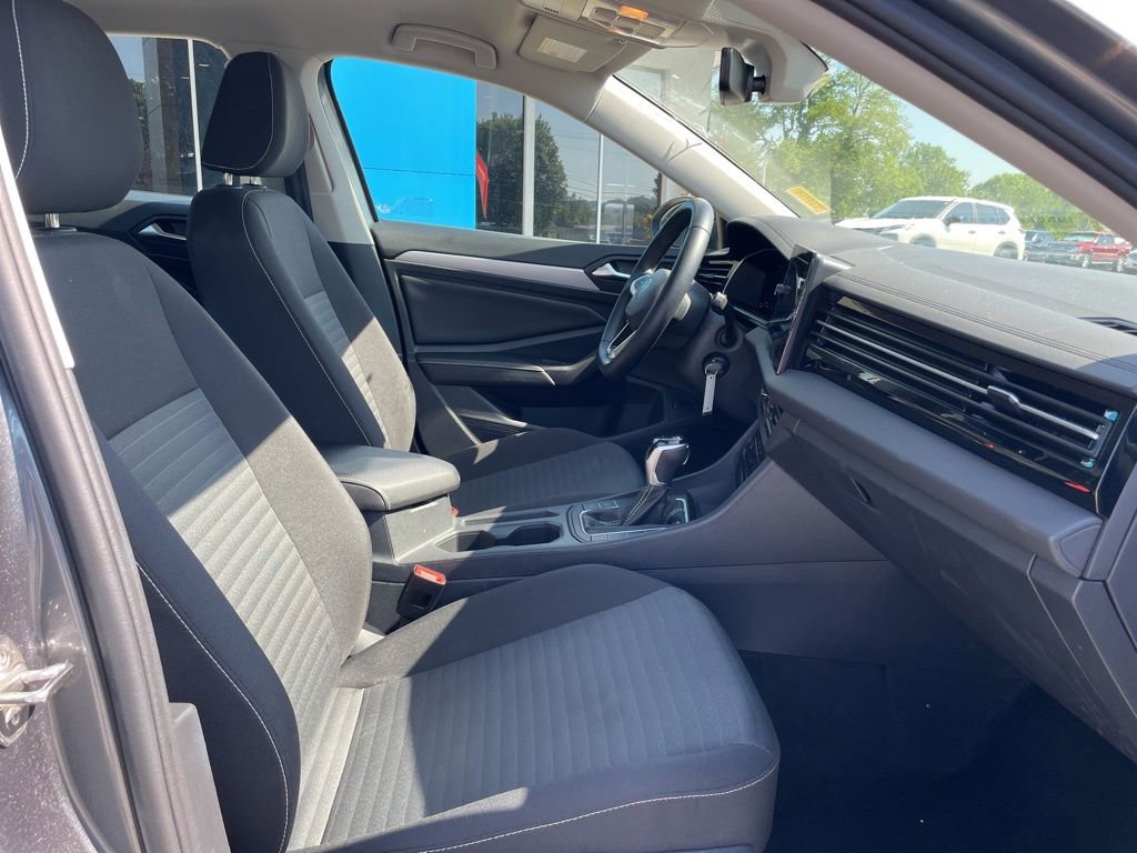 Used 2025 Volkswagen Jetta S FWD image 16