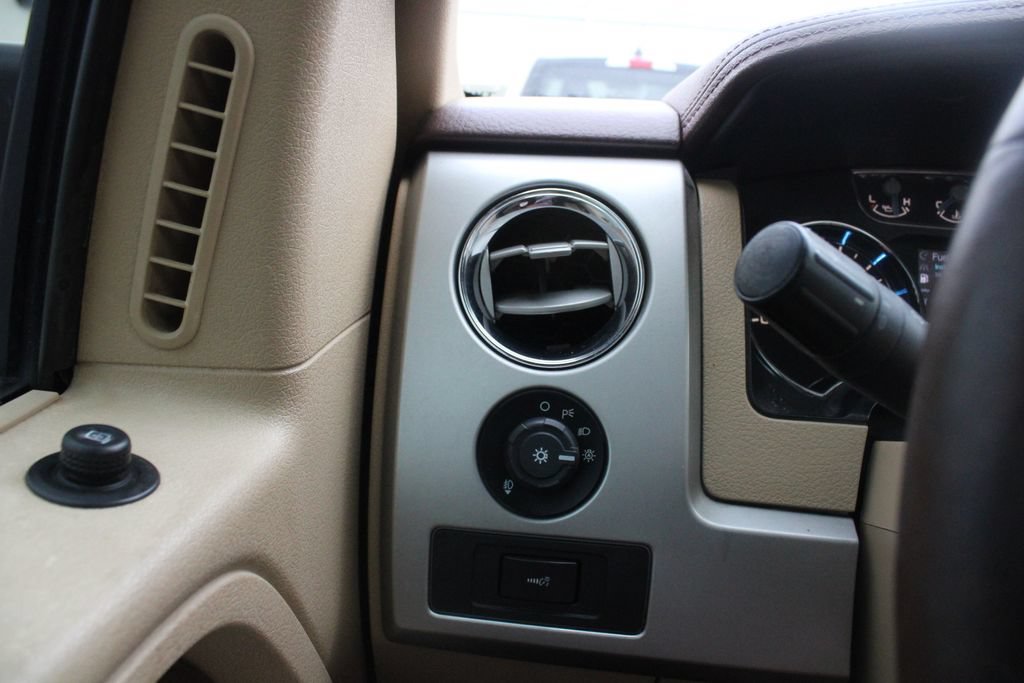 Used 2013 Ford F150 King Ranch w/ King Ranch Luxury Pkg AWD/4WD image 8